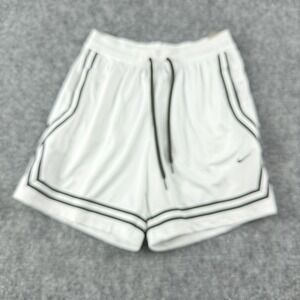 Nike Dri-FIT Shorts Mens Medium White Standard Fit 7 Inseam Basketball Athletic